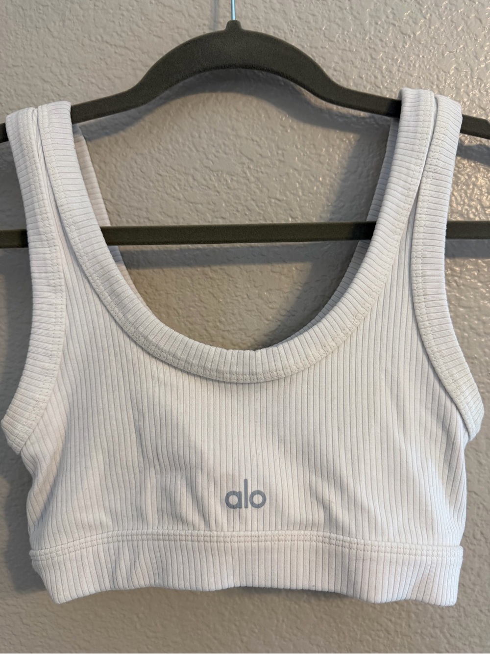 ALO Yoga White Ribbed Scoop Neck Sports Bra Tank